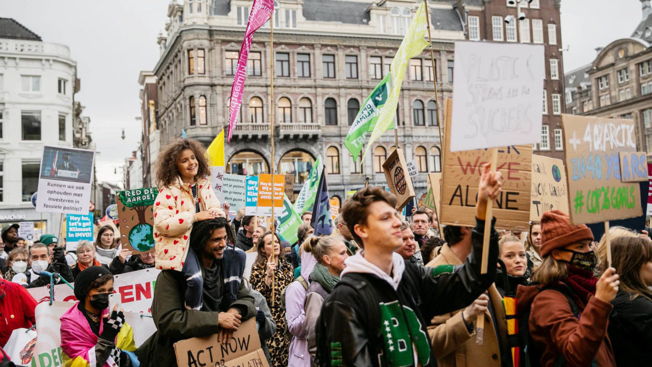 Klimaatmars voorafgegaan door interreligieuze viering